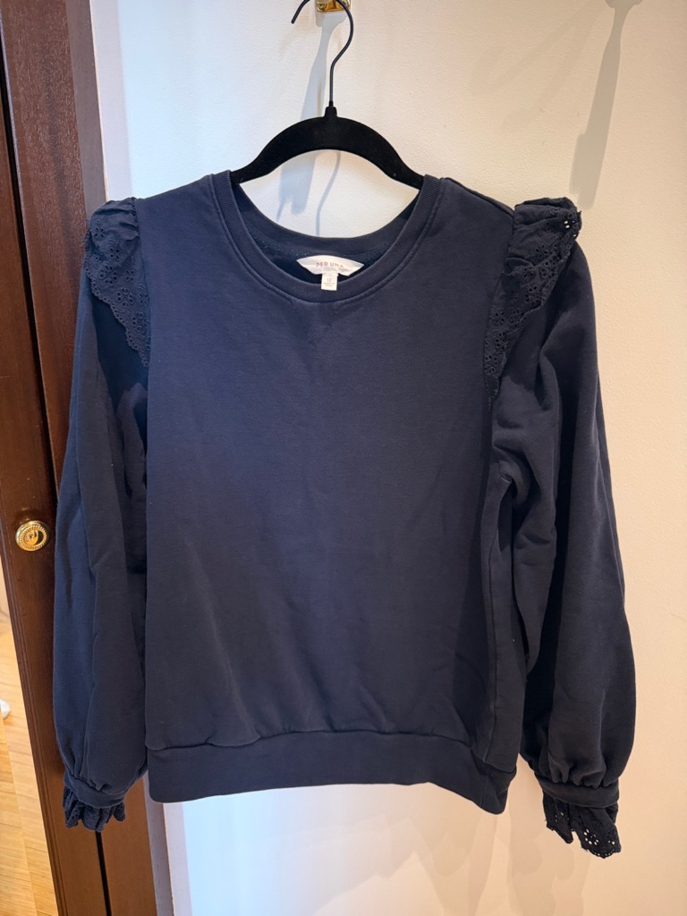 per una Navy Crewneck Top with Subtle Puff Detail